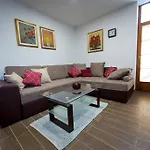 Apartmaji Smogavc Apartament *